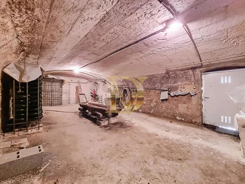 Château - 110 m² - 4 pièces