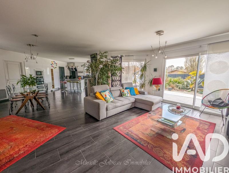 Maison - 135 m² - 6 pièces