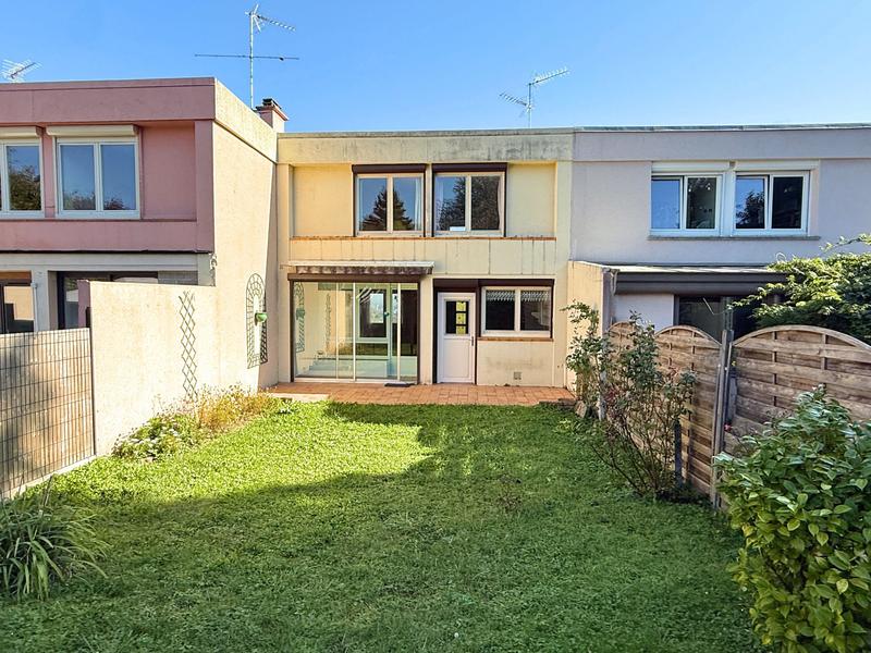 Maison - 92 m² - 4 pièces