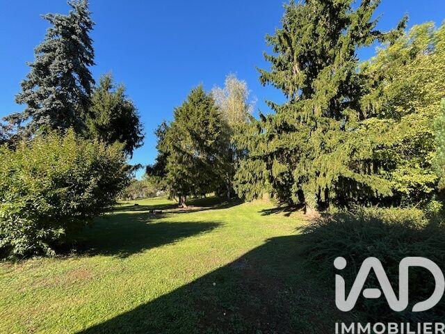 Maison - 203 m² - 7 pièces