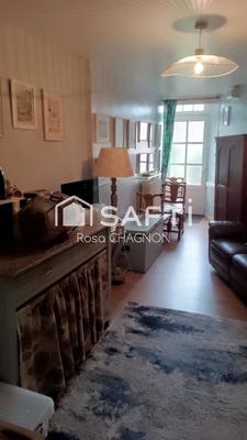 Maison - 270 m² - 10 pièces