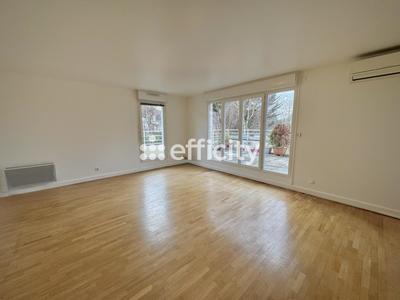 Appartement - 91 m² - 4 pièces