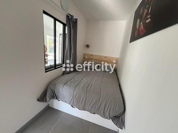 Maison - 227 m² - 7 pièces