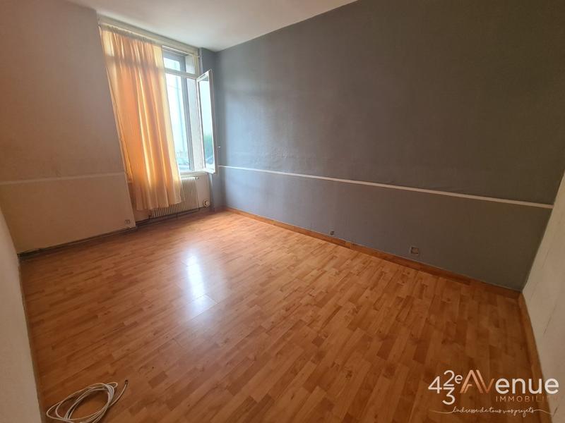 Immeuble - 746 m² - 31 pièces