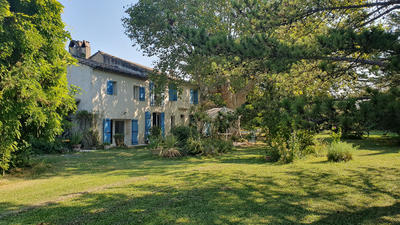 Maison - 240 m² - 7 pièces