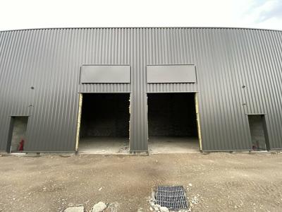 Local d'activité / Entrepôt - 95 m²