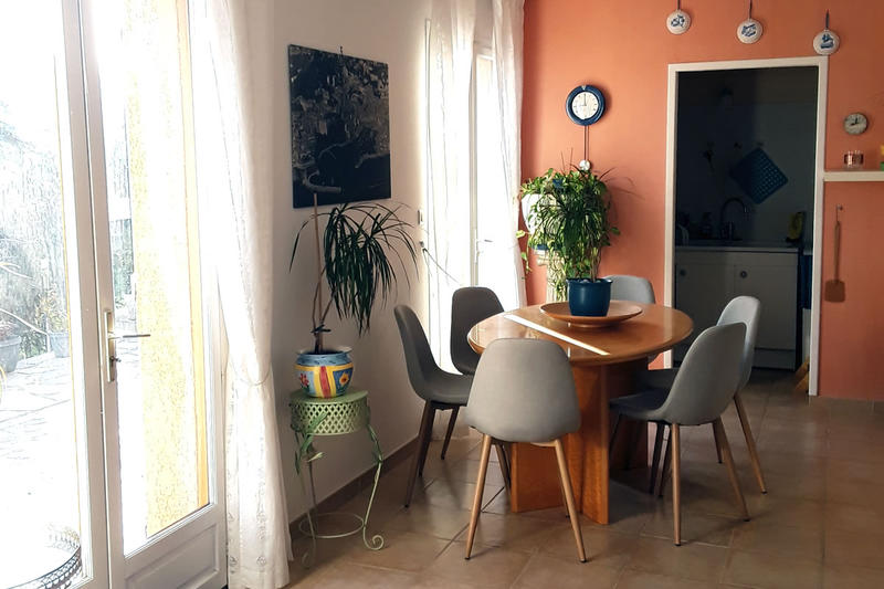 Villa - 220 m² - 5 pièces