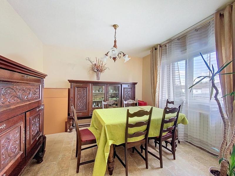 Maison - 136 m² - 5 pièces