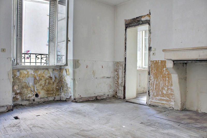 Immeuble - 9 pièces