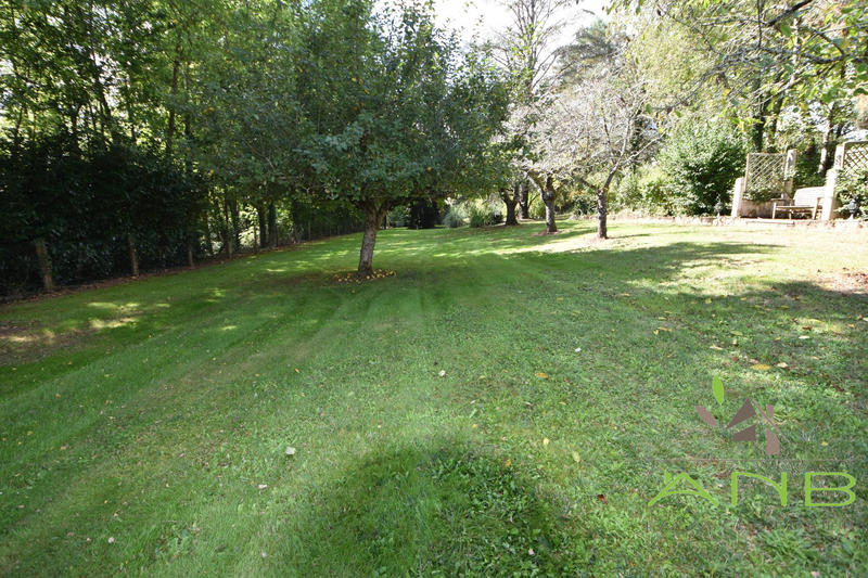 Maison - 286 m² - 6 pièces