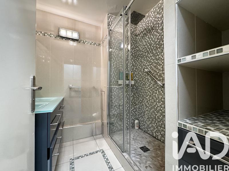 Appartement - 94 m² - 4 pièces