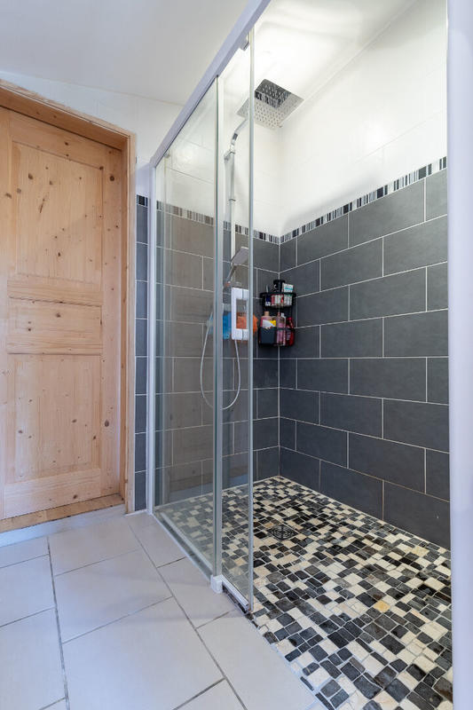 Maison - 93 m² - 5 pièces