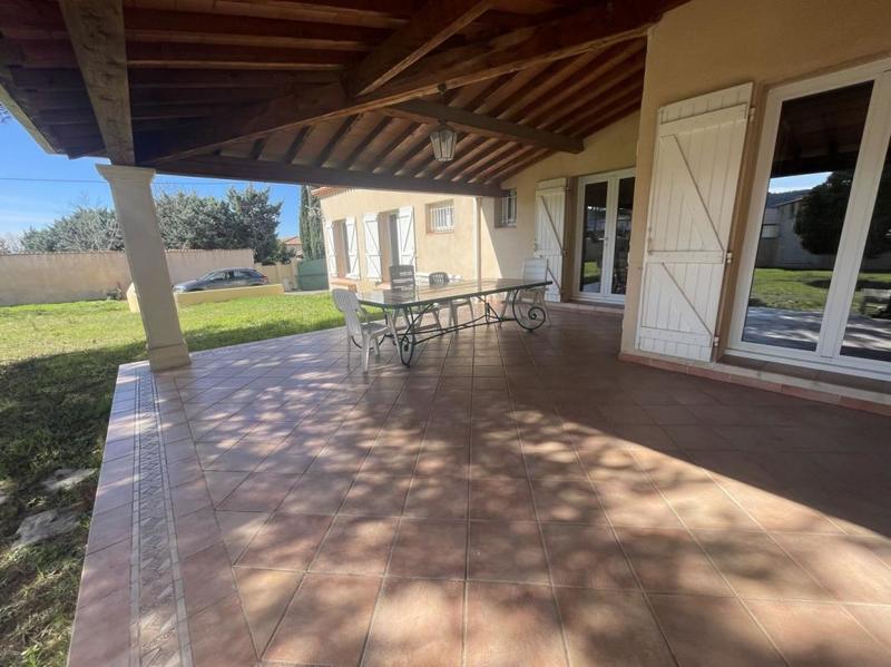 Villa - 228 m² - 6 pièces