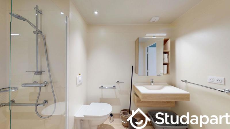 Chambre - 14 m² - 1 pièce