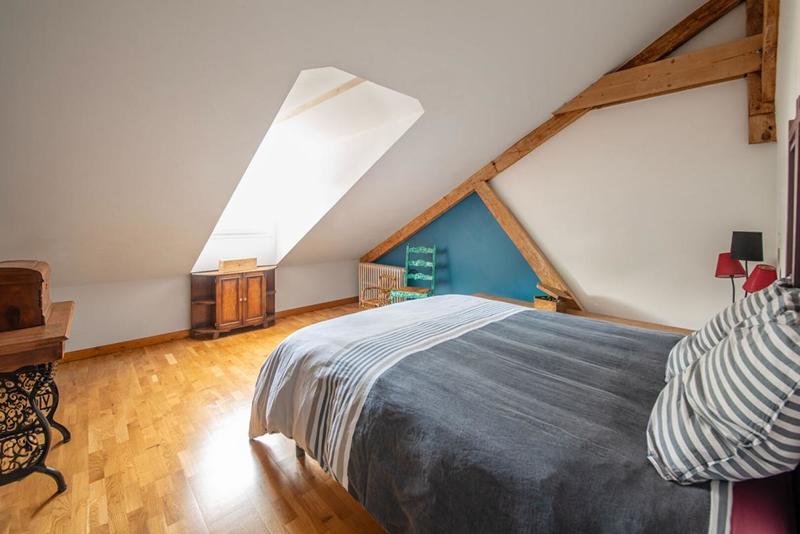 Maison - 220 m² - 6 pièces