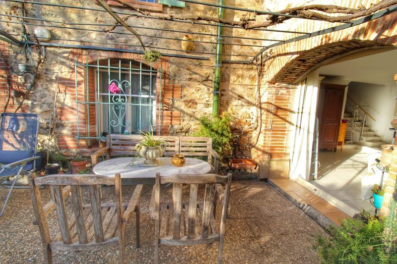 Mas - 170 m² - 6 pièces