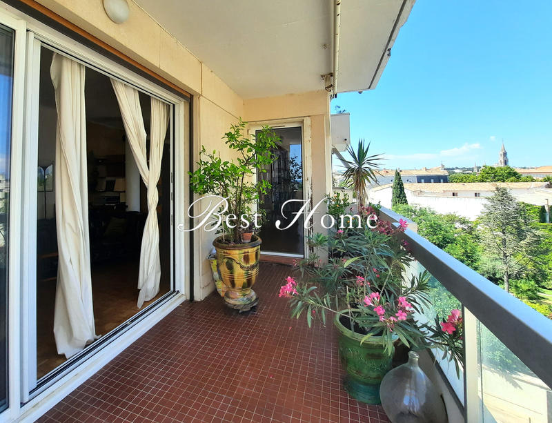 Appartement - 81 m² - 3 pièces