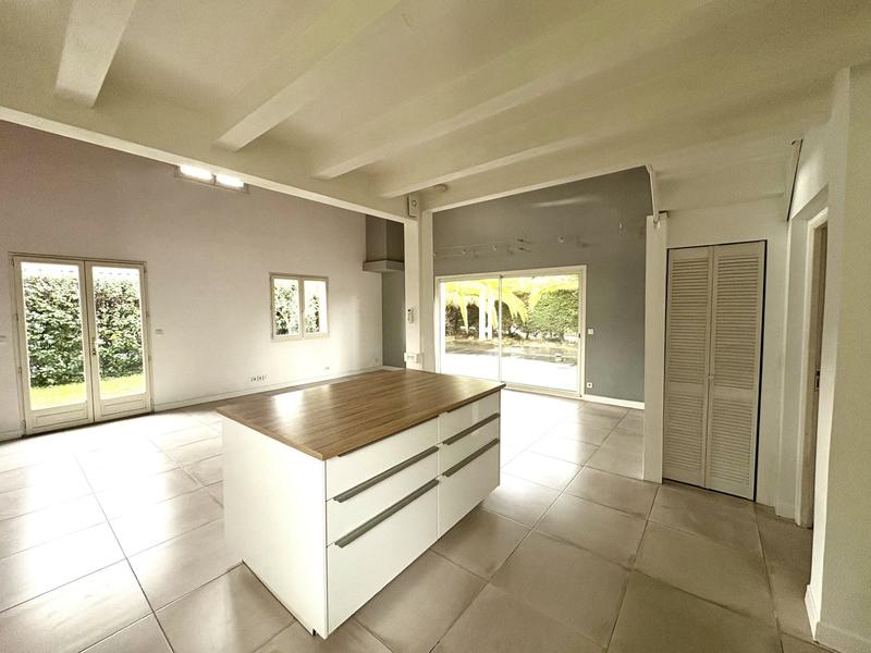 Maison - 130 m² - 5 pièces