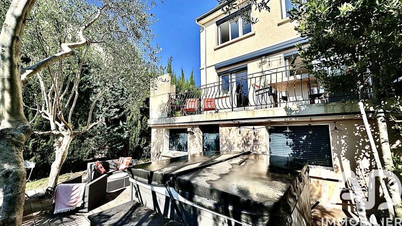 Maison - 95 m² - 4 pièces