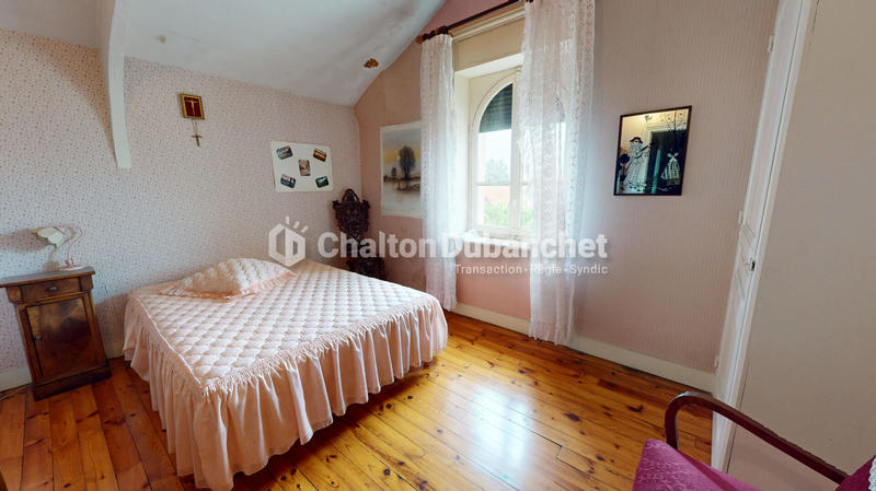 Maison - 167 m² - 7 pièces