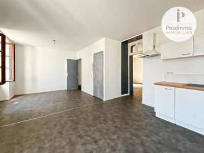 Maison - 140 m² - 7 pièces