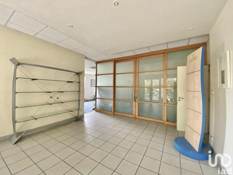 Local commercial - 1 408 m²