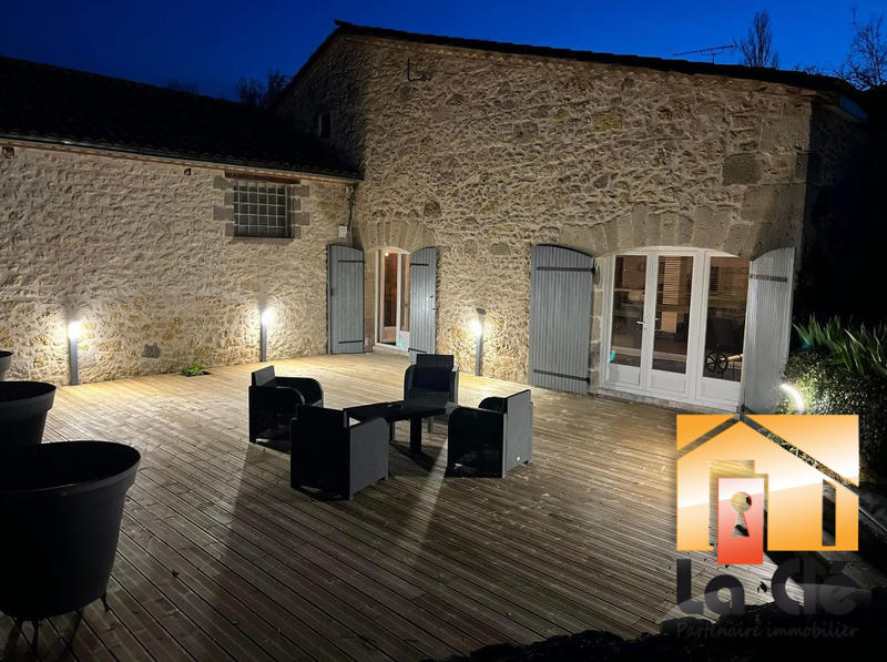 Maison ancienne - 286 m² - 8 pièces