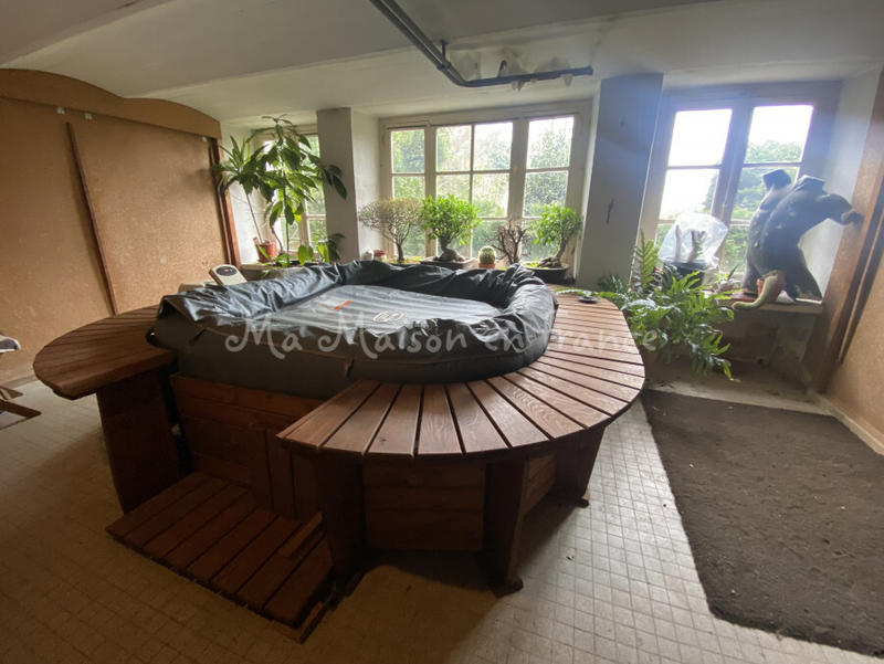 Maison - 500 m² - 15 pièces