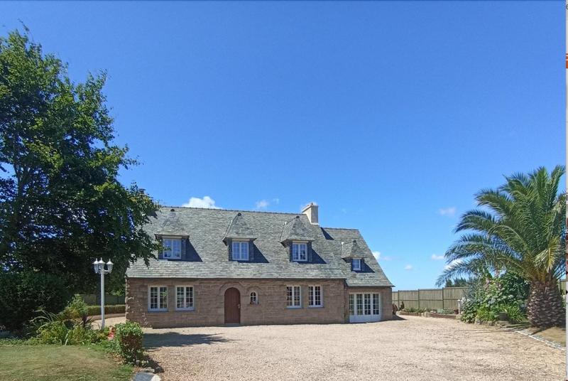 Maison - 150 m² - 7 pièces