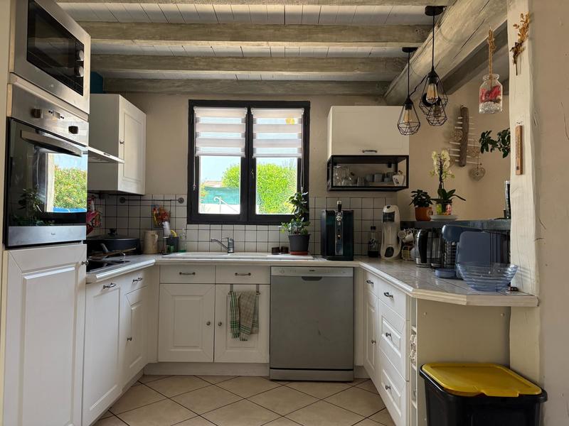 Maison - 210 m² - 6 pièces