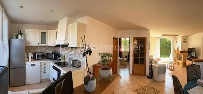 Pavillon - 110 m² - 6 pièces