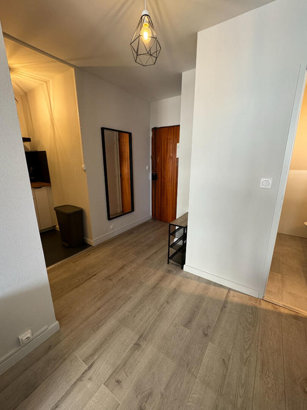 Chambre - 110 m² - 7 pièces