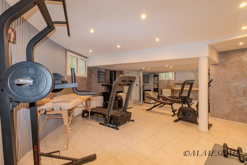 Villa - 350 m² - 10 pièces