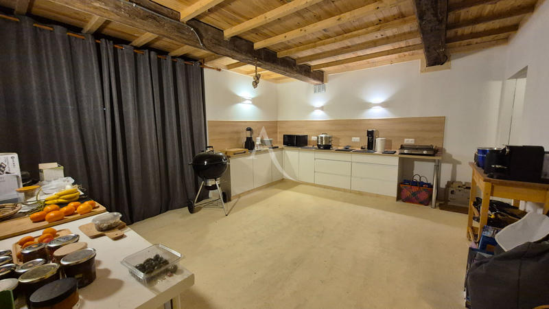 Maison - 186 m² - 5 pièces