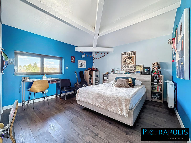 Maison contemporaine - 322 m² - 8 pièces