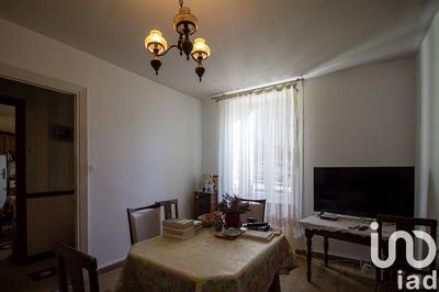 Maison - 167 m² - 8 pièces