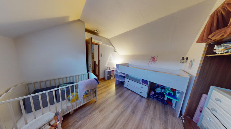 Maison - 107 m² - 4 pièces