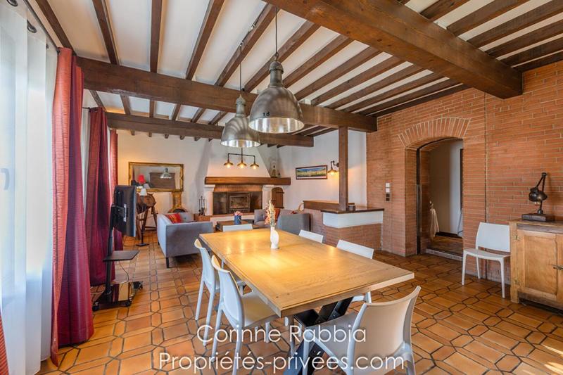 Maison - 180 m² - 6 pièces