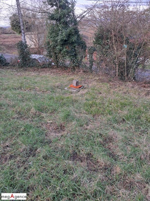 Terrain constructible - 1 450 m²