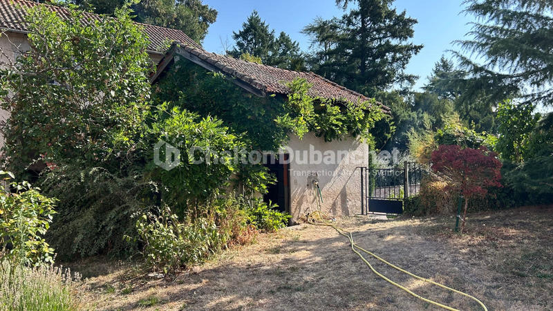 Maison - 180 m² - 8 pièces