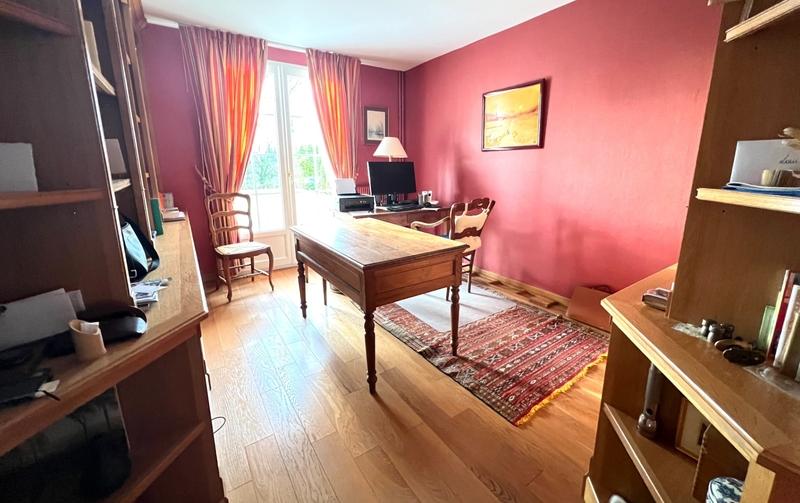 Maison - 183 m² - 7 pièces