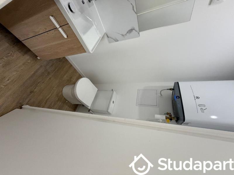 Chambre - 12 m² - 1 pièce