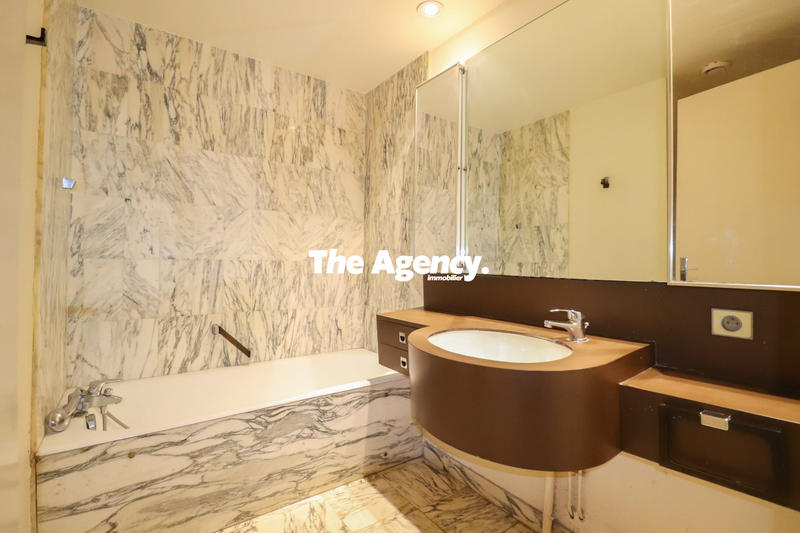 Appartement - 95 m² - 4 pièces