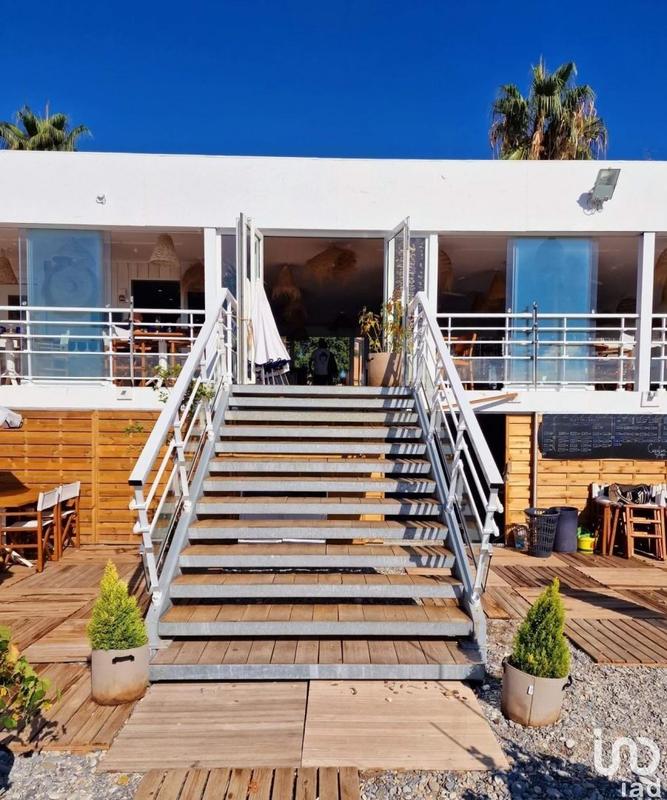 Local commercial - 1 087 m²