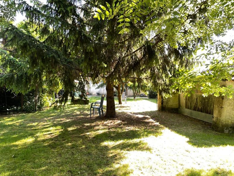 Maison - 197 m² - 11 pièces