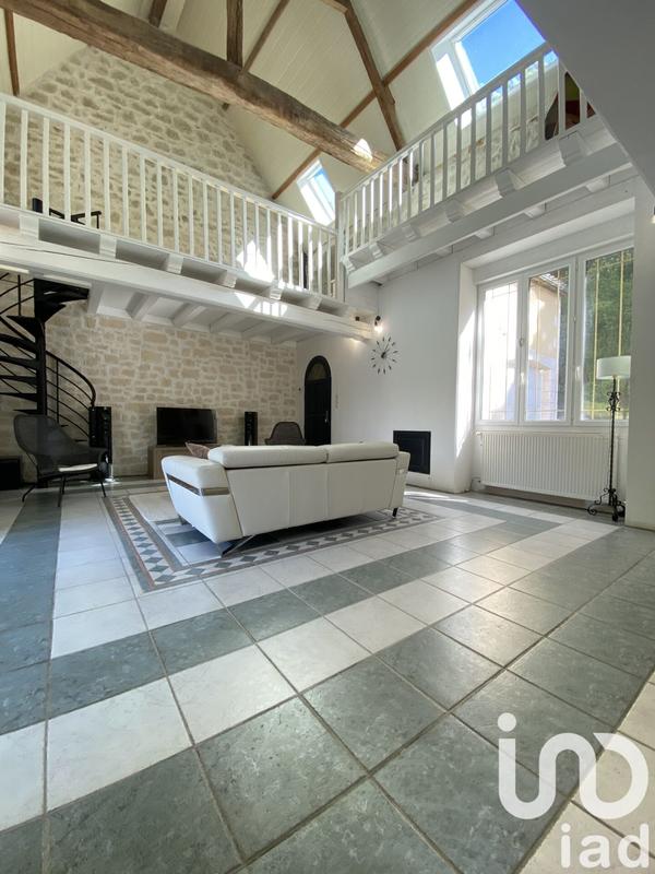 Maison - 215 m² - 8 pièces