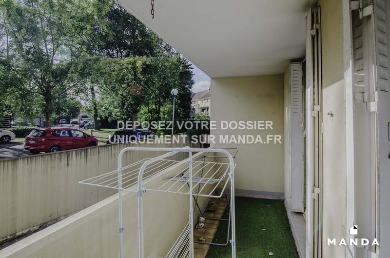 Chambre - 10 m² - 4 pièces