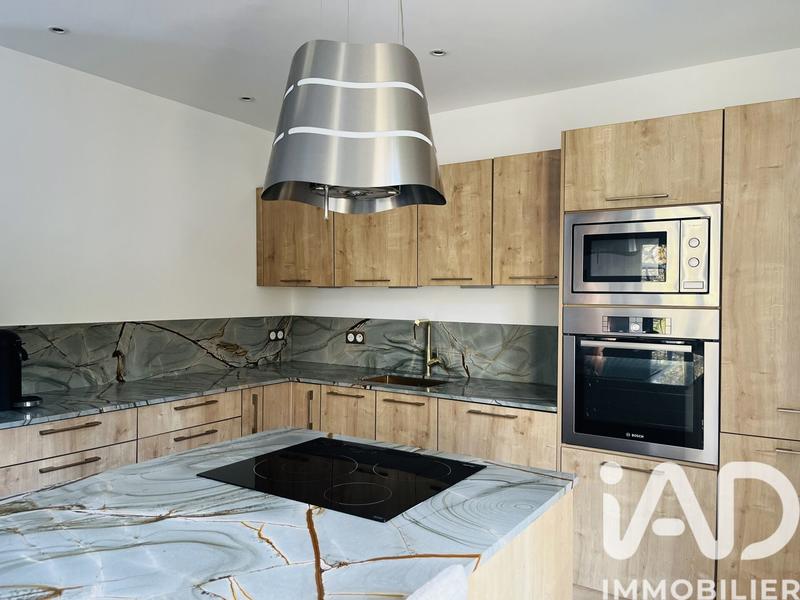 Maison - 135 m² - 7 pièces