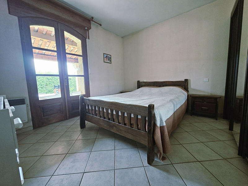 Maison - 177 m² - 7 pièces