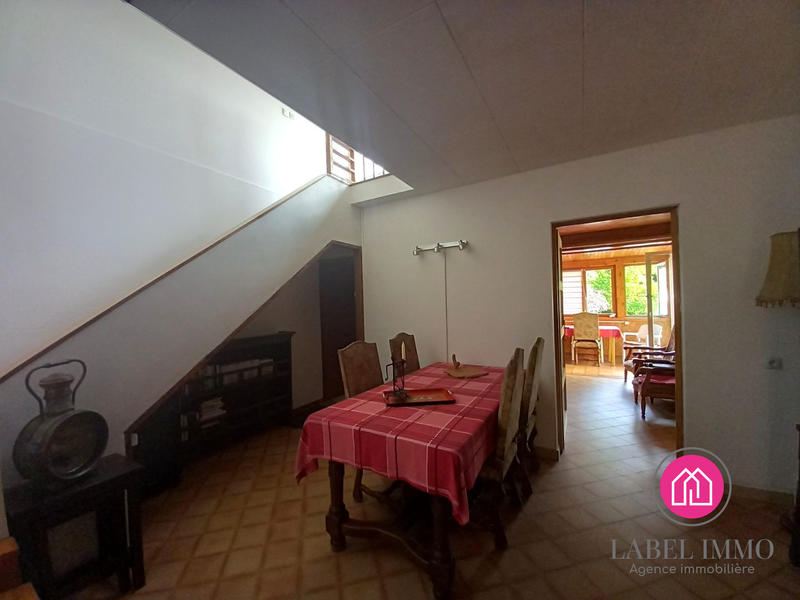 Maison - 140 m² - 6 pièces